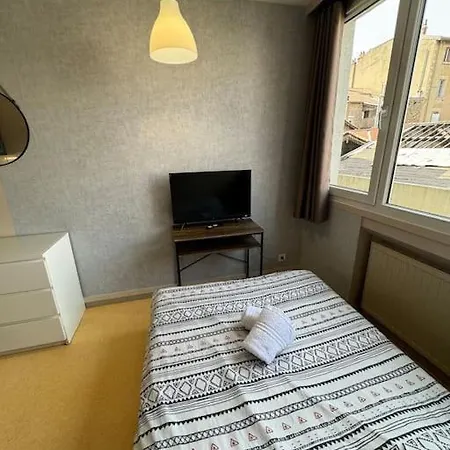 Au Centre De 5 * Valence (Drome)