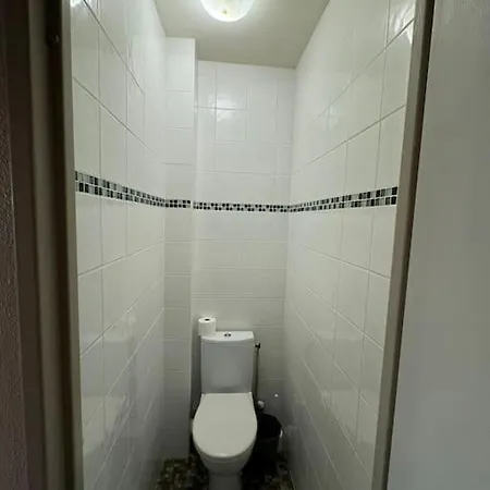 Au Centre De 5 Valence (Drome)